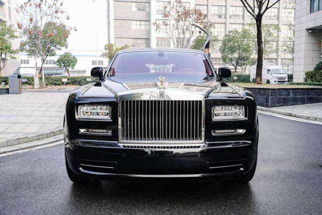 Rolls Royce Phantom