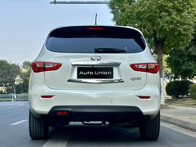 Infiniti QX60 (imported)