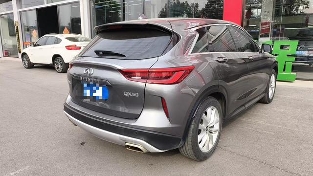 Infiniti QX50