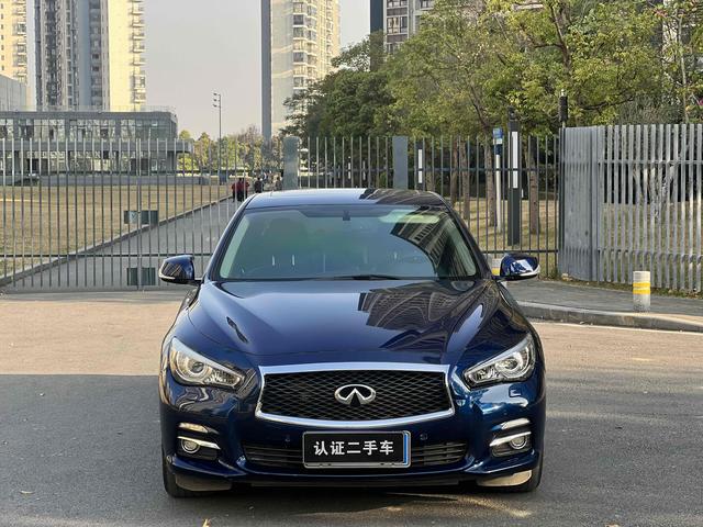 Infiniti Q50L