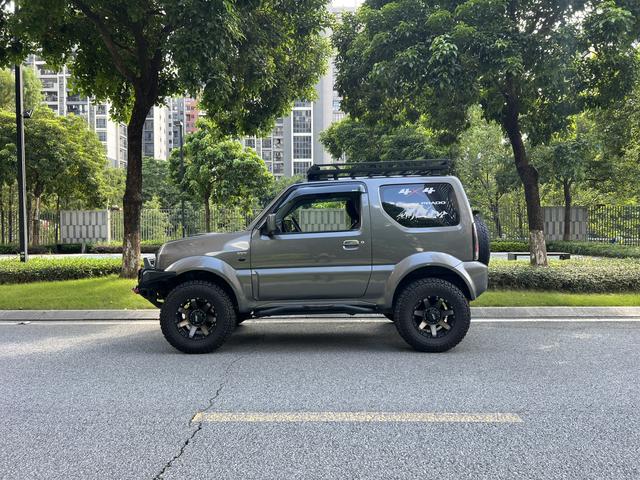 Suzuki Jimny (imported)