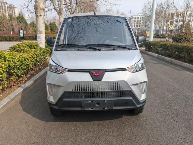 Wuling EV50