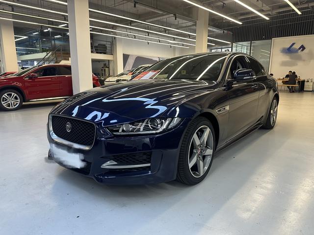 Jaguar XE