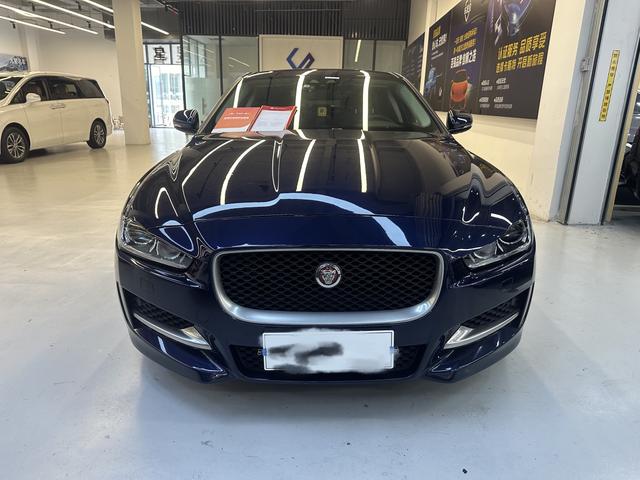 Jaguar XE