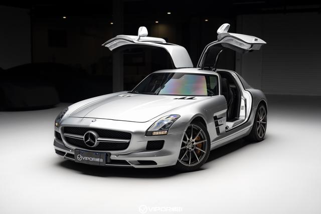 Mercedes-Benz SLS-Class AMG