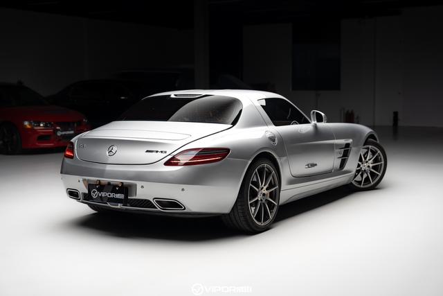 Mercedes-Benz SLS-Class AMG