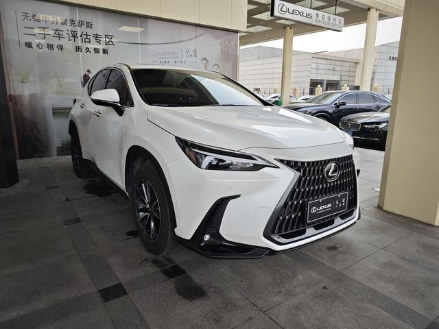 Lexus NX PHEV