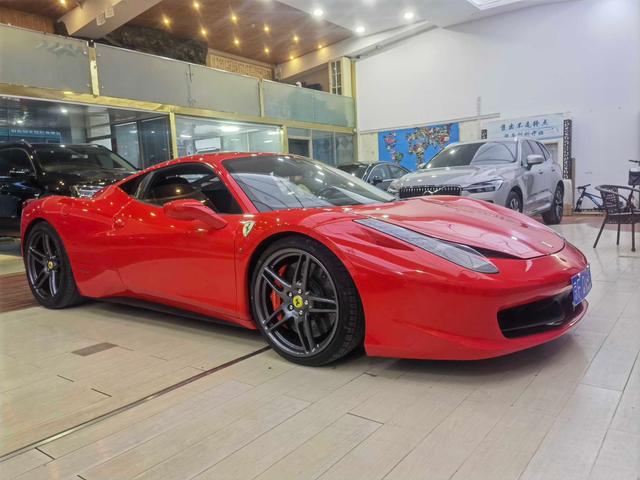 Ferrari 458