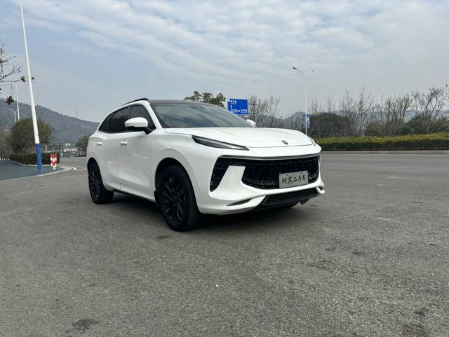 Forthing Fengxing T5 EVO