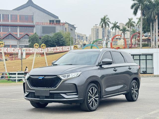 Oshan Changan Auchan X7