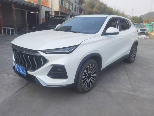 Oshan Changan Auchan X5