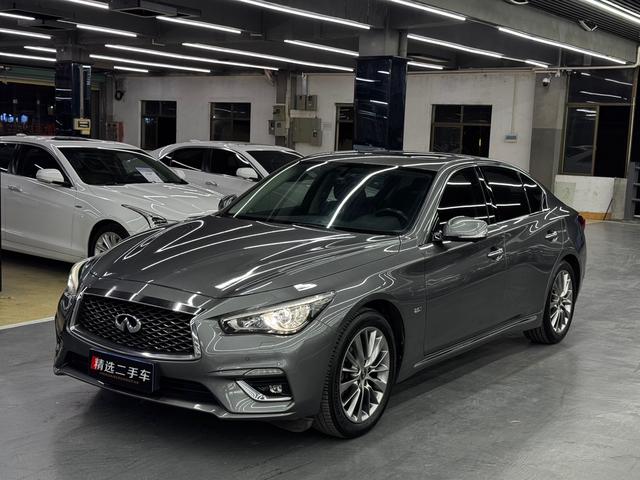 Infiniti Q50L