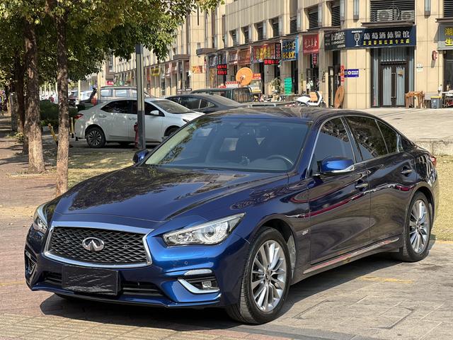 Infiniti Q50L