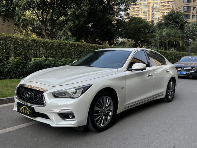 Infiniti Q50L