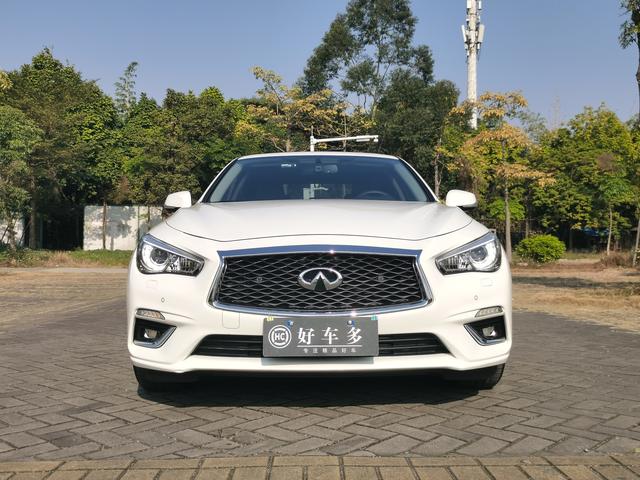 Infiniti Q50L