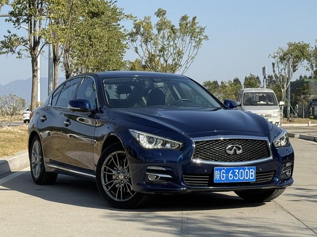 Infiniti Q50L