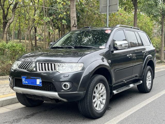 Mitsubishi Pajero Jinchang (imported)