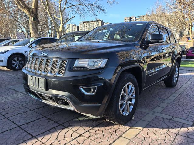 Jeep Grand Cherokee (imported)