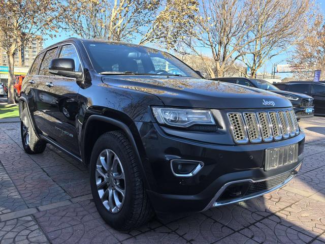 Jeep Grand Cherokee (imported)