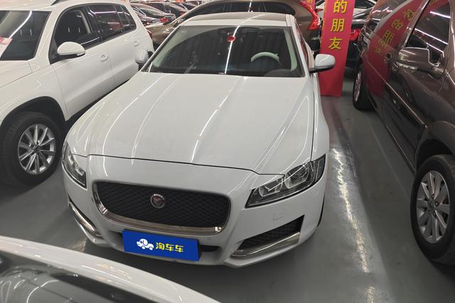 Jaguar XF