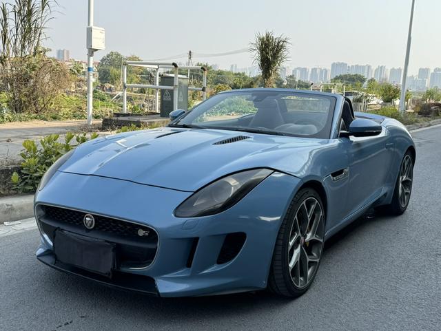 Jaguar F-TYPE