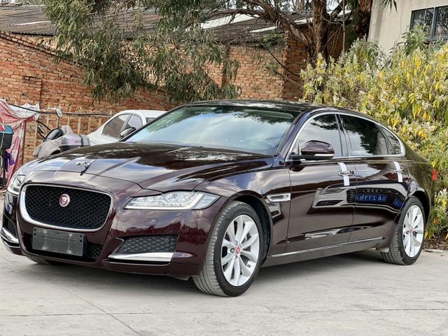 Jaguar XFL