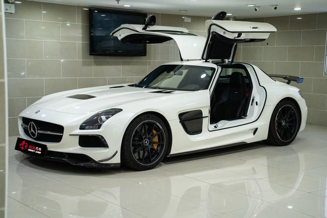 Mercedes-Benz SLS-Class AMG