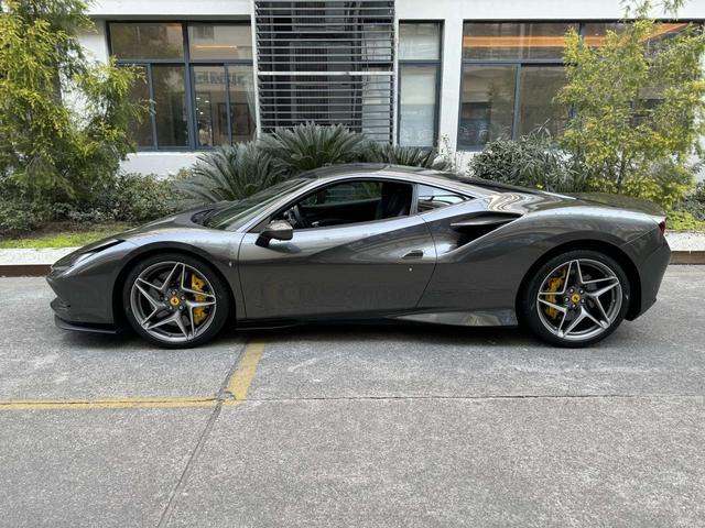 Ferrari F8