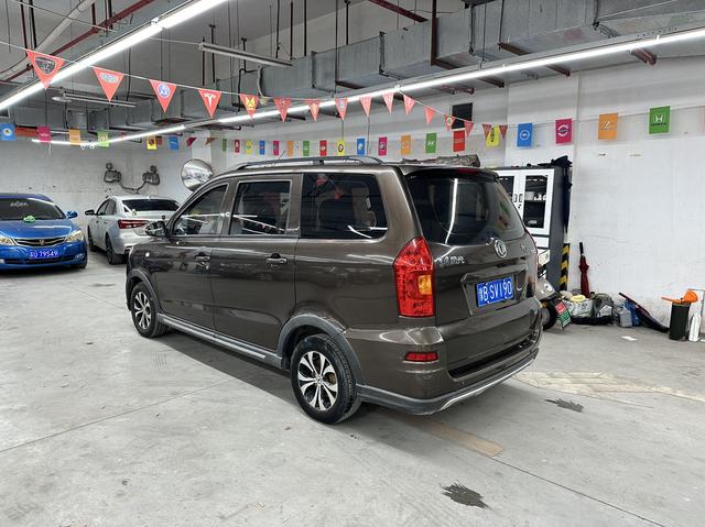 Dongfeng Fengon 330