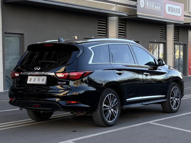 Infiniti QX60 (imported)