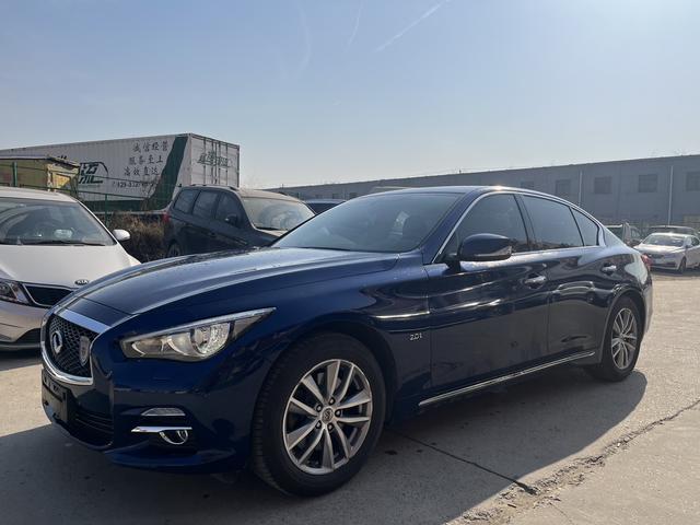 Infiniti Q50L