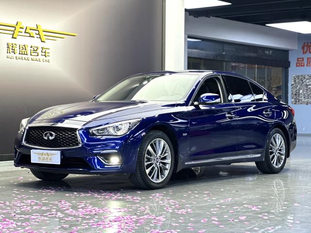 Infiniti Q50L