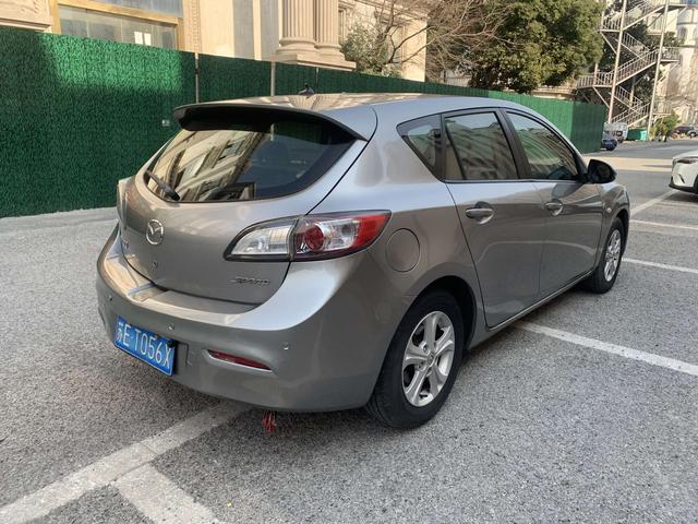 Mazda 3 (imported)