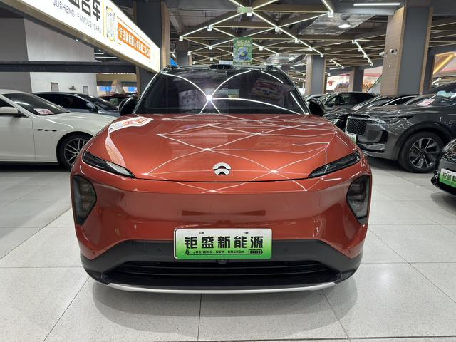 NIO ES7