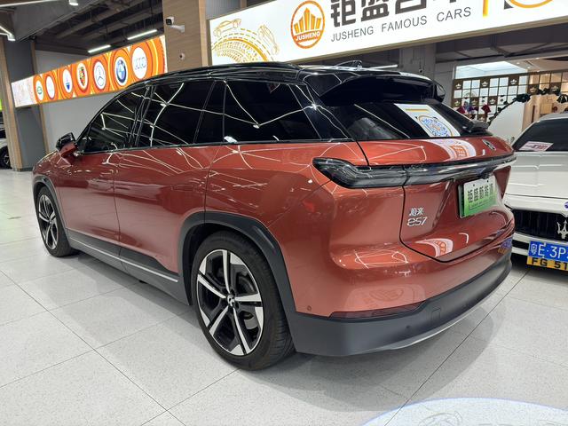 NIO ES7