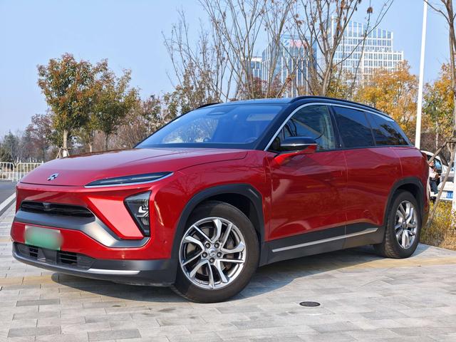 NIO ES6