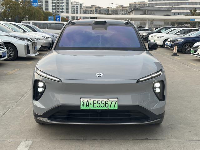 NIO ES6