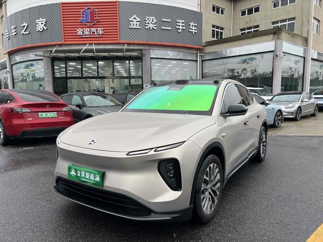 NIO EC6