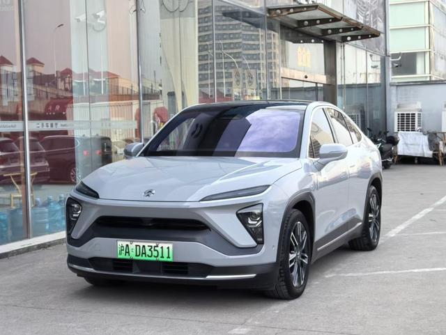 NIO EC6