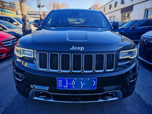 Jeep Grand Cherokee (imported)