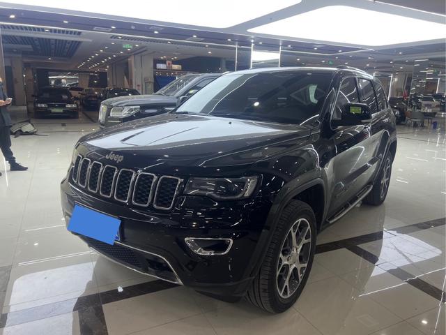 Jeep Grand Cherokee (imported)