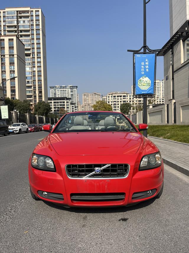 Volvo C70