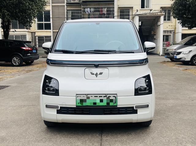 Wuling Air ev clear sky