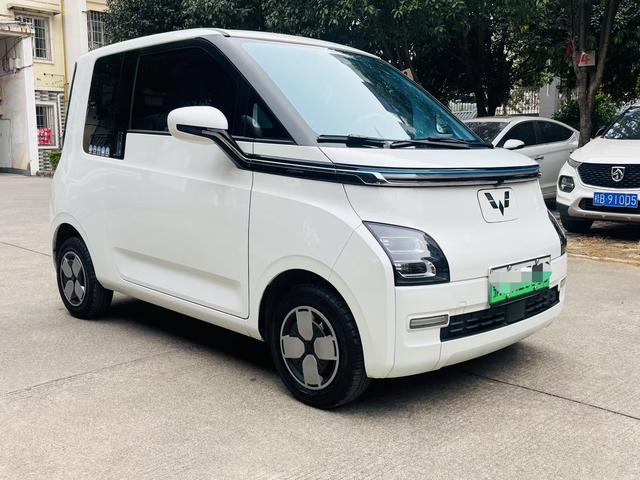 Wuling Air ev clear sky