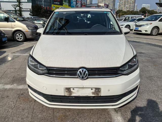 Volkswagen Touran L