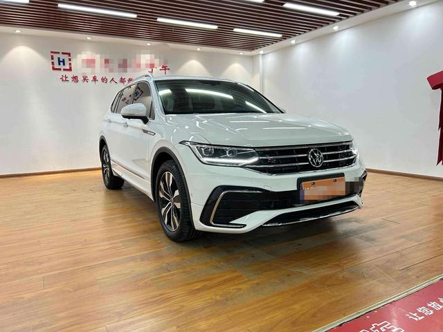 Volkswagen Tiguan L