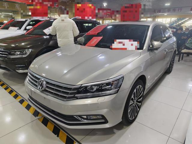 Volkswagen Passat