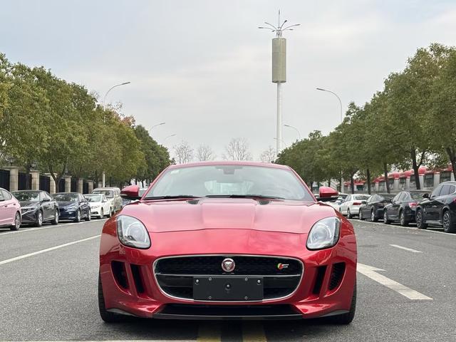 Jaguar F-TYPE