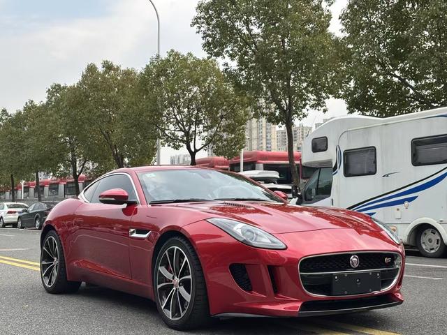 Jaguar F-TYPE