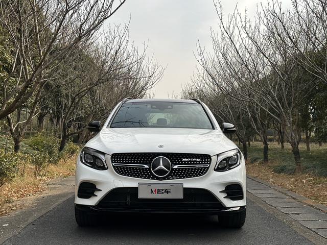 Mercedes-Benz GLC AMG